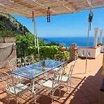La Caletta-praiano Сasa de vacaciones Praiano