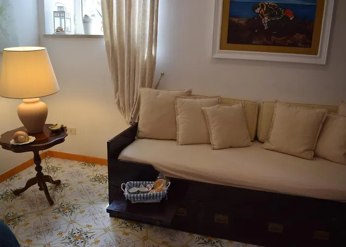 La Caletta-praiano Tatil Evi Băile Herculane