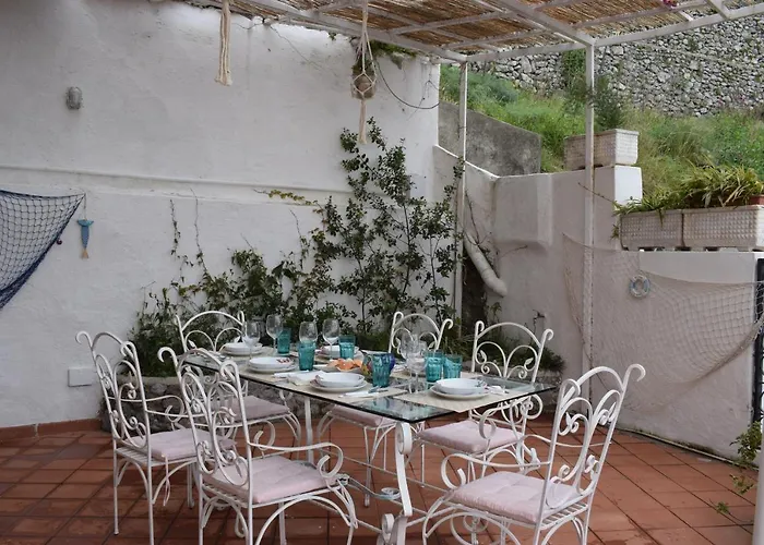 La Caletta-praiano Tatil Evi
