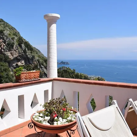 La Caletta-praiano *