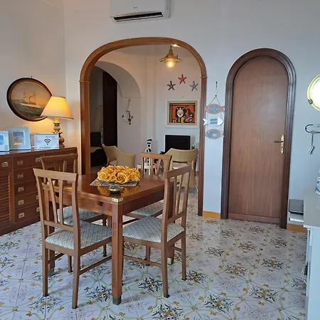 Feriehus La Caletta-praiano *